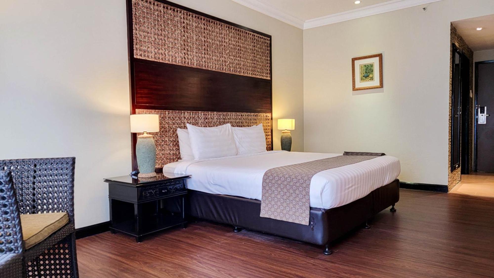 Mines Beach Resort Hotel Seri Kembangan Exterior foto